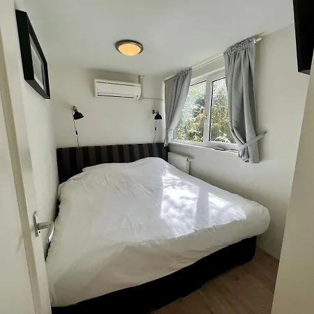 Woonboot Irene Holiday home